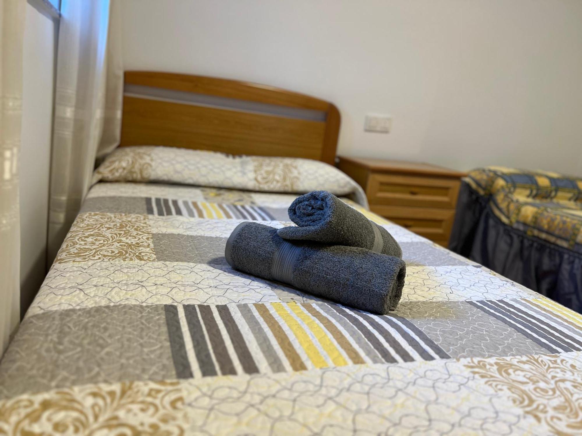 Atico Calvo Sotelo 217 Appartement